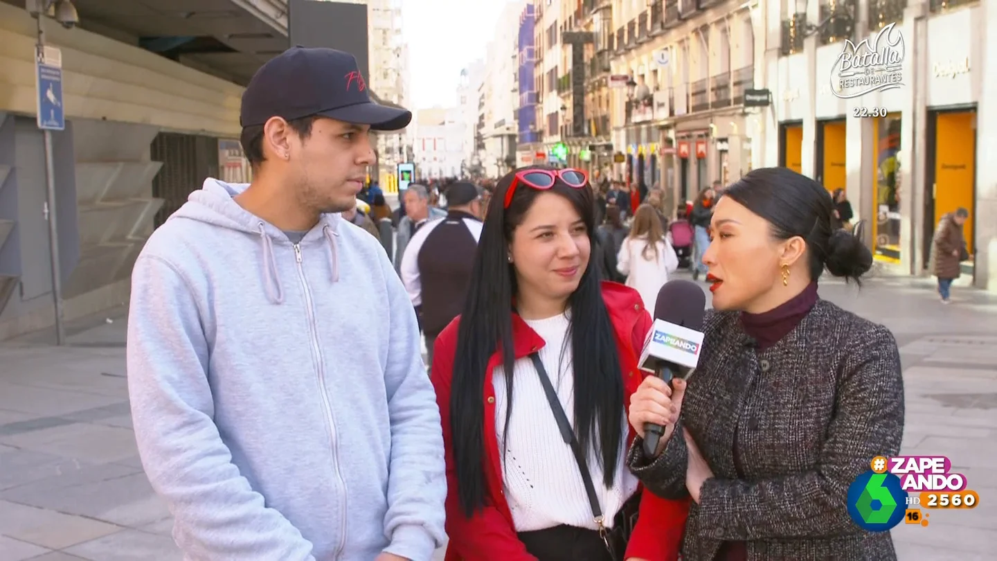 Una joven venezolana revela a Jiaping la costumbre española que más le sorprende: "Parece que estén peleando" Una joven venezolana revela a Jiaping la costumbre española que más le sorprende: "Parece que estén peleando"