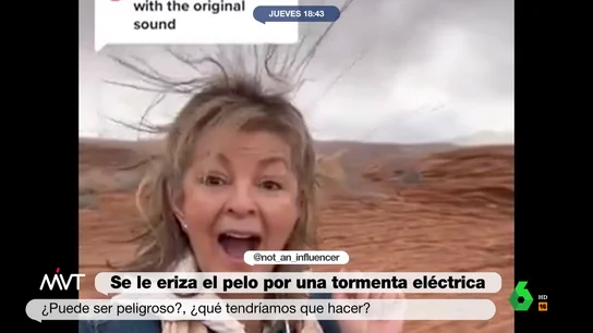 Joanna Ivars alerta sobre el pelo erizado en una tormenta Joanna Ivars explica en este vídeo qué ocurre cuando el pelo se pone de punta en medio de una tormenta y advierte de que si esto ocurre, "como mínimo hay que meterse en un coche" porque hay "inminencia de caída de rayo".