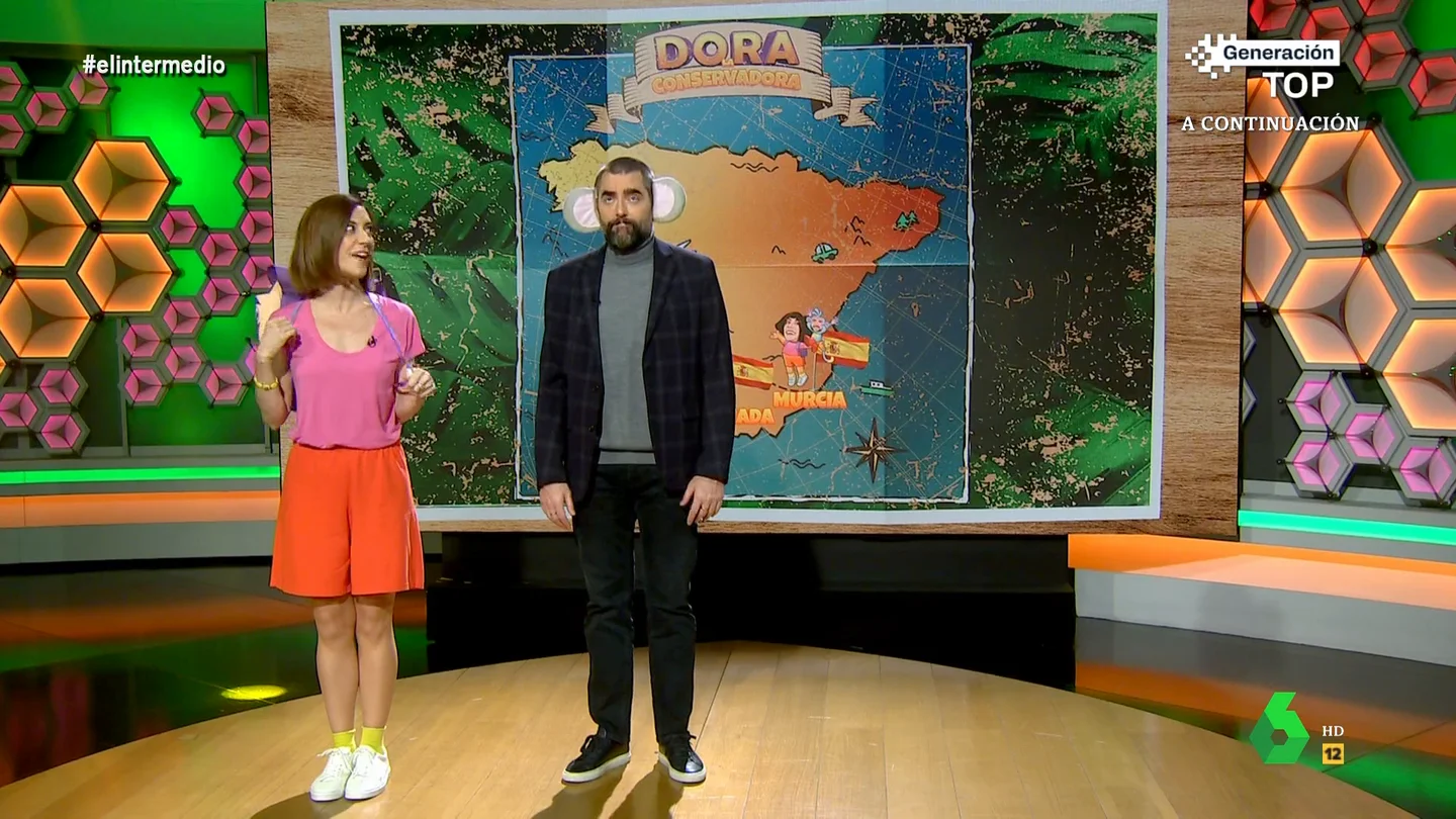 'Dora la conservadora' tras las palabras de un diputado de Vox sobre la pobreza: "Se atrevió a decir lo que todos pensamos" 'Dora la conservadora' tras las palabras de un diputado de Vox sobre la pobreza: "Se atrevió a decir lo que todos pensamos"