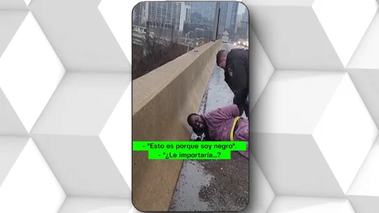 Nuevo caso de brutalidad policial contra una pareja LGTBI negra en EEUU: detenidos y agredidos por no llevar las luces puestas Nuevo caso de brutalidad policial contra una pareja LGTBI negra en EEUU: detenidos y agredidos por no llevar las luces puestas
