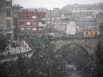 Temporal de nieve en El Bierzo este viernes.