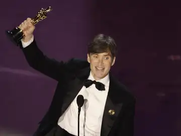 El actor Cillian Murphy recoge el premio Oscar por su actuación en &#39;Oppenheimer&#39;