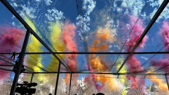 Pirotecnia Crespo dispara una mascletà apoteósica a golpe de truenos y humos de colores Pirotecnia Crespo dispara una mascletà apoteósica a golpe de truenos y humos de colores