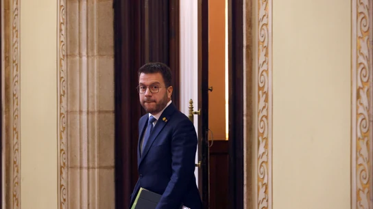 El president de la Generalitat, Pere Aragonès, durante el debate de los Presupuestos de la Generalitat para el año 2024 El president de la Generalitat, Pere Aragonès, durante el debate de los Presupuestos de la Generalitat para el año 2024
