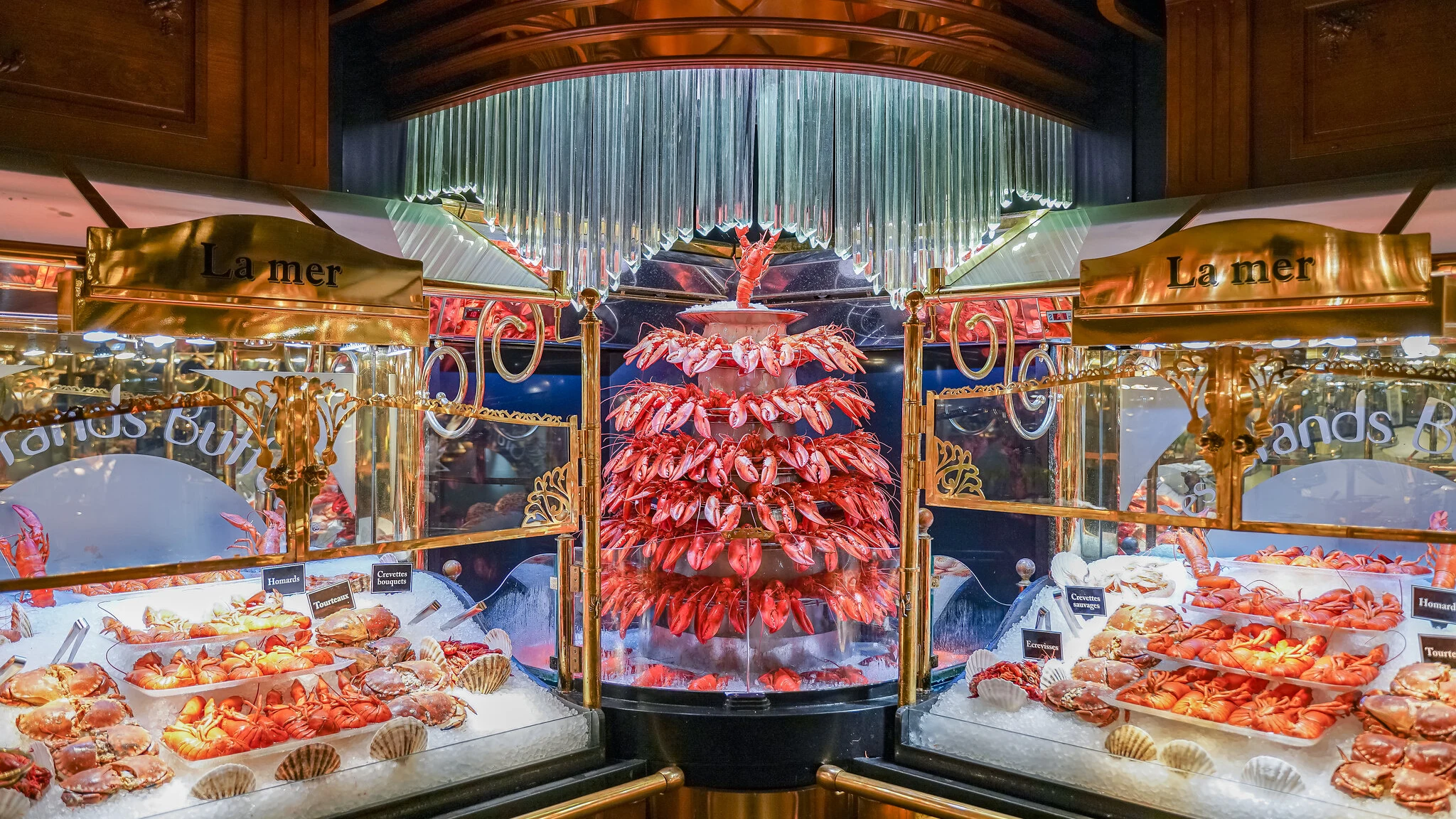 Fuente de bogavantes en Les Grands Buffets Fuente de bogavantes en Les Grands Buffets