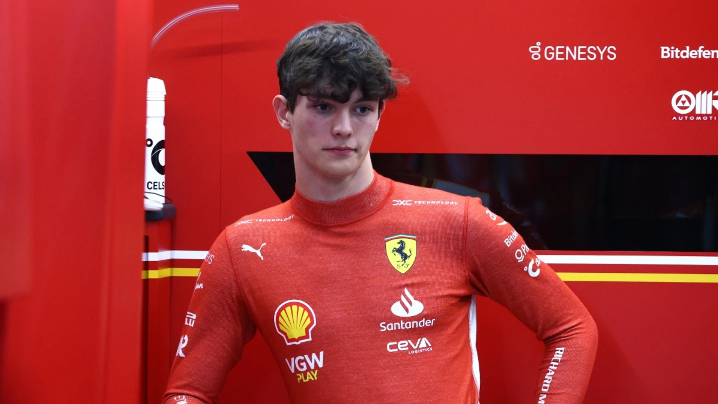 Oliver Bearman en su debut en F1 con Ferrari Oliver Bearman en su debut en F1 con Ferrari