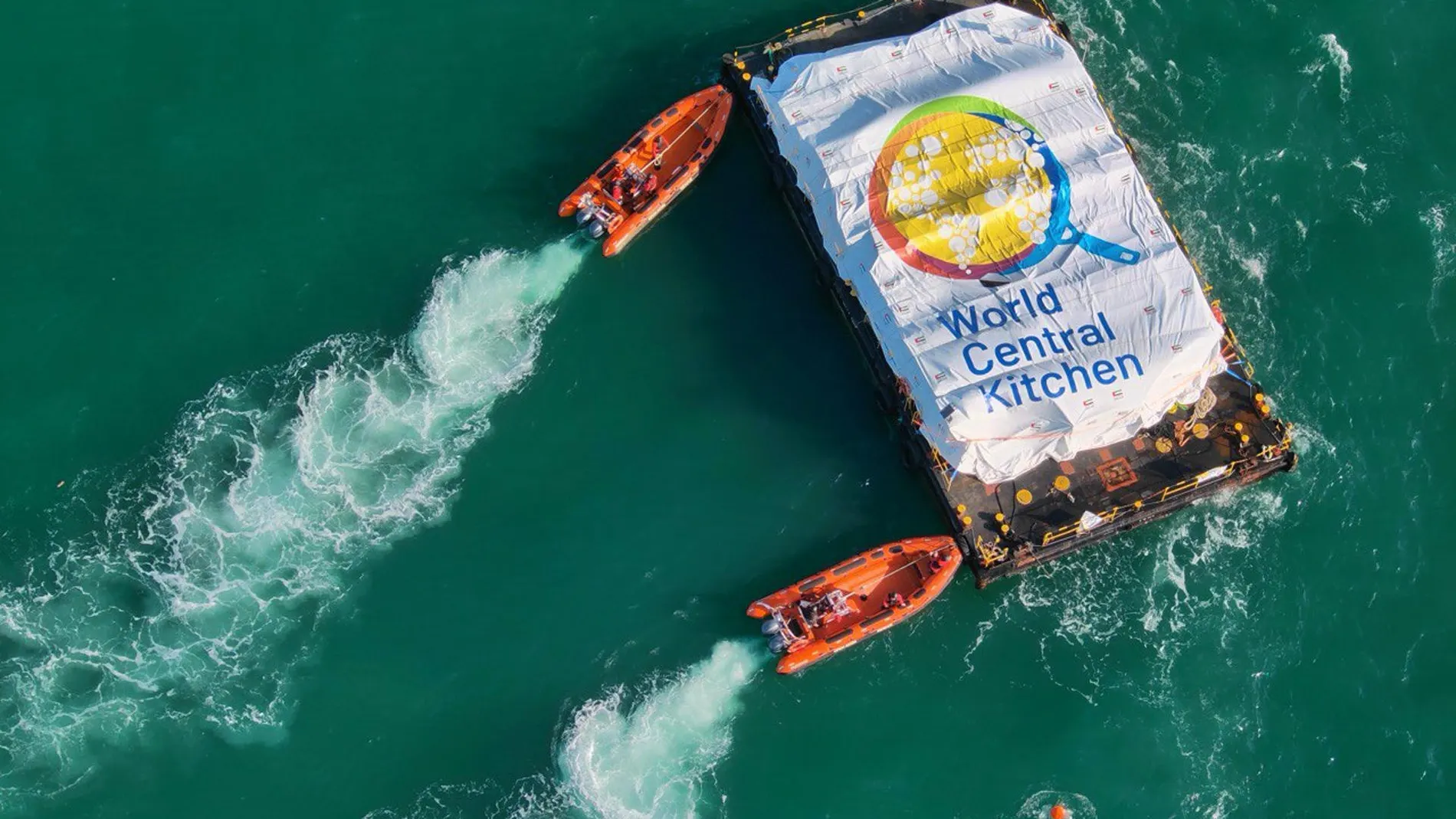 El barco de la ONG española Open Arms y del World Central Kitchen (WCK) alcanza las costas de la asediada Franja de Gaza