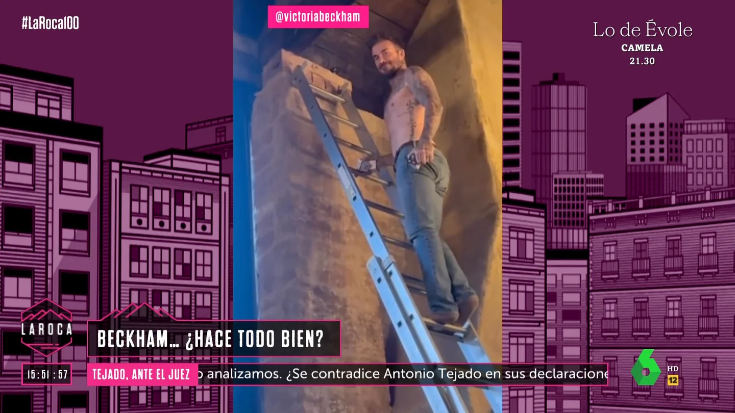 David Beckham arregla una bombilla David Beckham arregla una bombilla