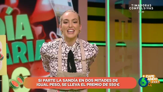 La emoción de Isabel Forner al ser elegida por primera vez para cortar la 'sandía millonaria': "Me has hecho muy feliz" La emoción de Isabel Forner al ser elegida por primera vez para cortar la 'sandía millonaria': "Me has hecho muy feliz"