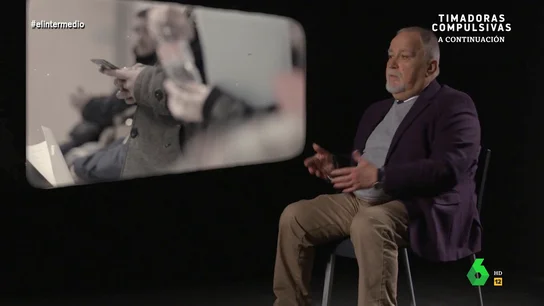 José Muelas denuncia la precariedad de los abogados de oficio "Todos los abogados estamos obligados a trabajar como de oficio si somos requeridos por ello y tenemos que hacerlo al precio que quiera la Administración y en las condiciones que quiera", afirma José Muelas en esta entrevista de Andrea Ropero.