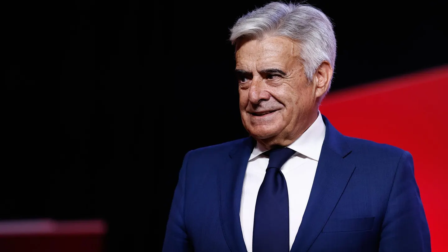 Pedro Rocha dimite como Presidente de la Federación Extremeña de Fútbol y puede ya optar a la presidencia de la Española Pedro Rocha dimite como Presidente de la Federación Extremeña de Fútbol y puede ya optar a la presidencia de la Española