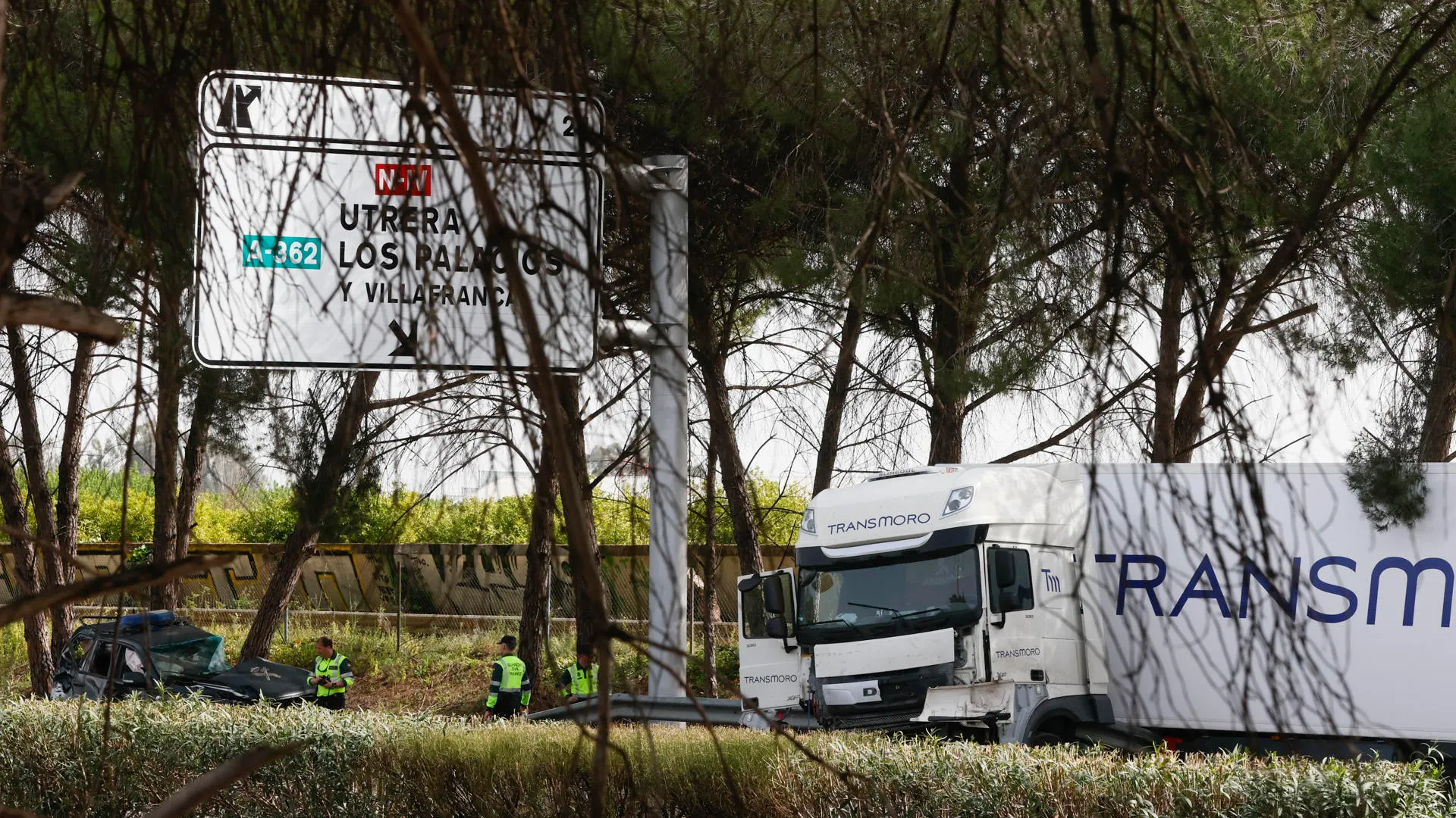 Lugar del atropello mortal en un control de la Guardia Civil en Los Palacios, Sevilla