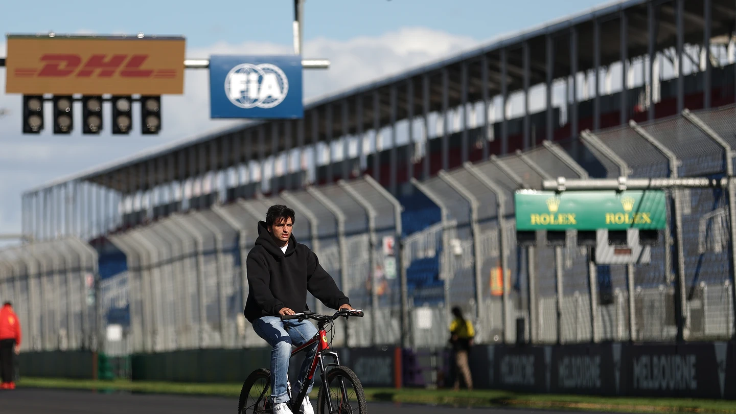 Carlos Sainz en el circuito de Albert Park Carlos Sainz en el circuito de Albert Park