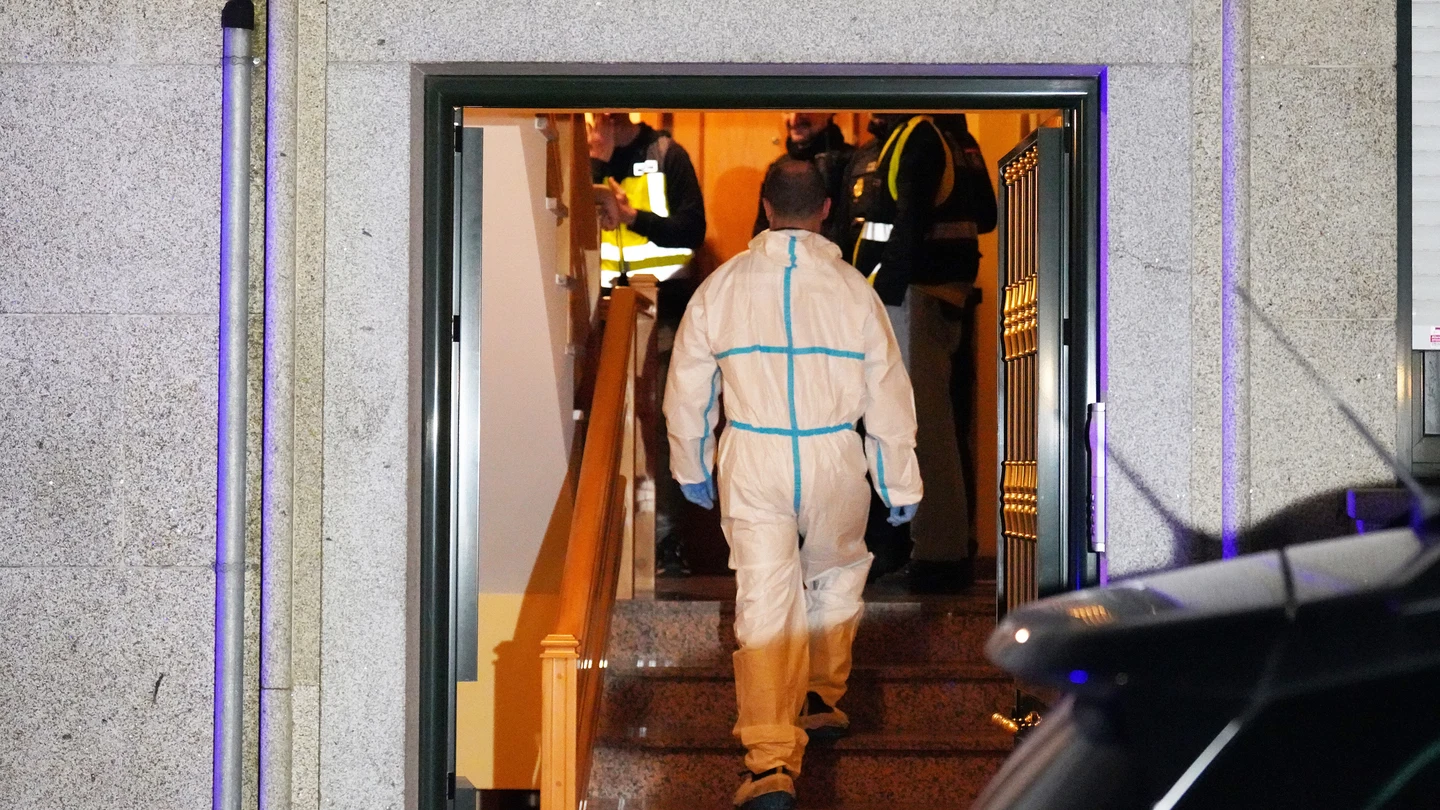 El presunto asesino de Ribeira estuvo en VioGen por una denuncia de otra relación, inactiva "por el paso del tiempo" El presunto asesino de Ribeira estuvo en VioGen por una denuncia de otra relación, inactiva "por el paso del tiempo"