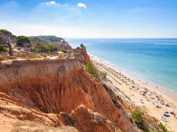 Playa de Falesia, en Algarve, Portugal
