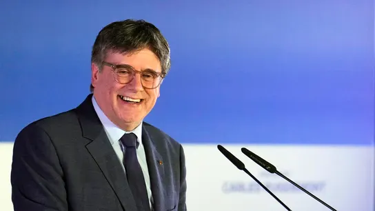 El expresidente de la Generalitat Carles Puigdemont durante la conferencia en Elna (Francia) El expresidente de la Generalitat Carles Puigdemont durante la conferencia en Elna (Francia)