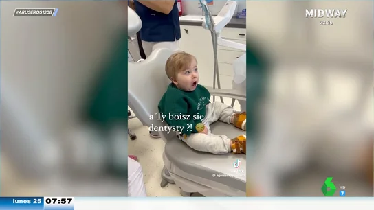 El extraño caso del niño que va al dentista y es feliz: "Cuando sea mayor y tenga que pagar la factura, ya verás la gracia" El extraño caso del niño que va al dentista y es feliz: "Cuando sea mayor y tenga que pagar la factura, ya verás la gracia"