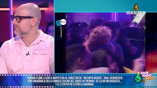 Alberto Rey desvela el conflicto que generó la mítica escena del cruce de piernas en 'Instinto básico' Alberto Rey desvela el conflicto que generó la mítica escena del cruce de piernas en 'Instinto básico'