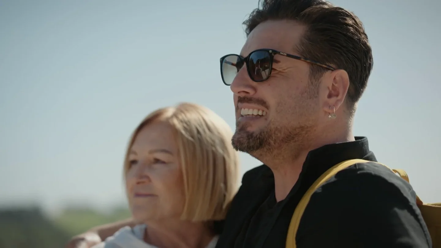 La confesión de David Bustamante sobre su madre: "Tengo 41 años y es a la primera persona a la que llamo para consultar algo" La confesión de David Bustamante sobre su madre: "Tengo 41 años y es a la primera persona a la que llamo para consultar algo"