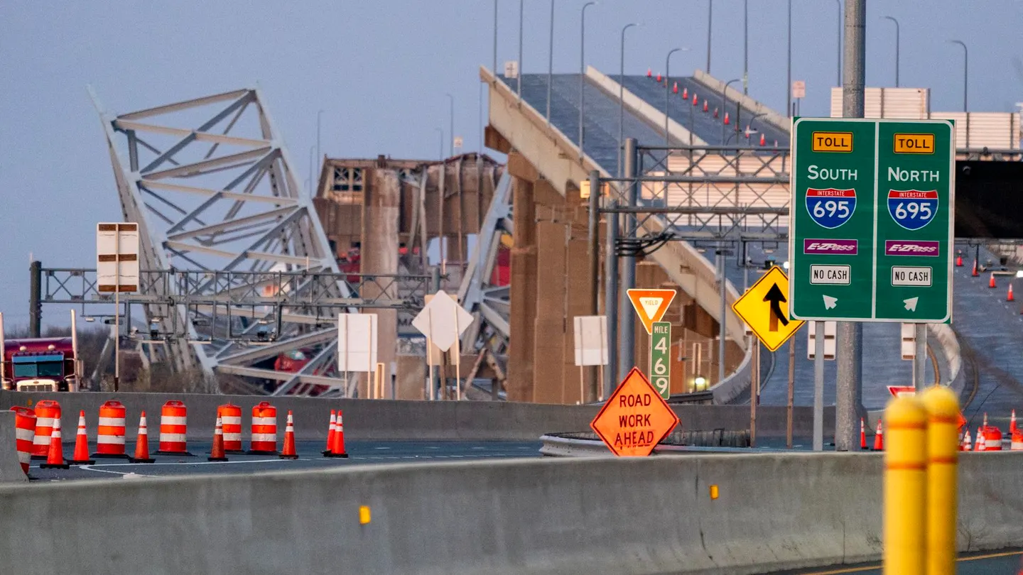 Imagen del puente de Baltimore tras la colisión de un carguero. Imagen del puente de Baltimore tras la colisión de un carguero.