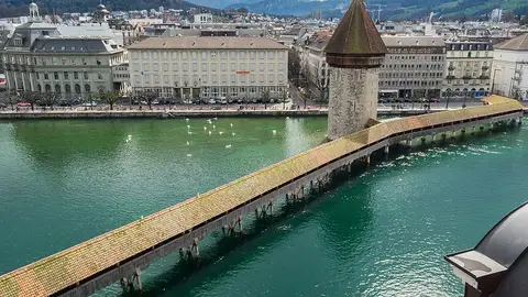 Kapellbrücke. Suiza Kapellbrücke. Suiza