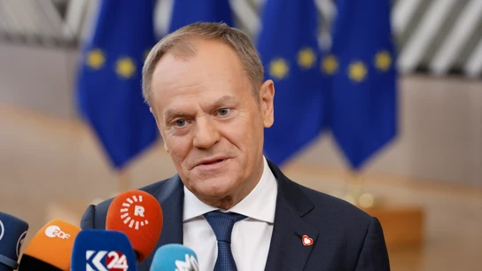 El primer ministro de Polonia, Donald Tusk, atiende a los medios de comunicación El primer ministro de Polonia, Donald Tusk, atiende a los medios de comunicación