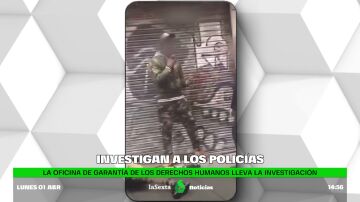 Interior investiga si los policías vulneraron los derechos humanos en Lavapiés: "Un agente no puede ir a por el cuello de un chaval"