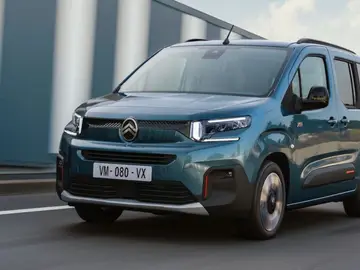 Olvidarte de los SUV es posible con este coche para toda la familia, autonomía de 1.000 km y un precio de 25.000 € Olvidarte de los SUV es posible con este coche para toda la familia, autonomía de 1.000 km y un precio de 25.000 €