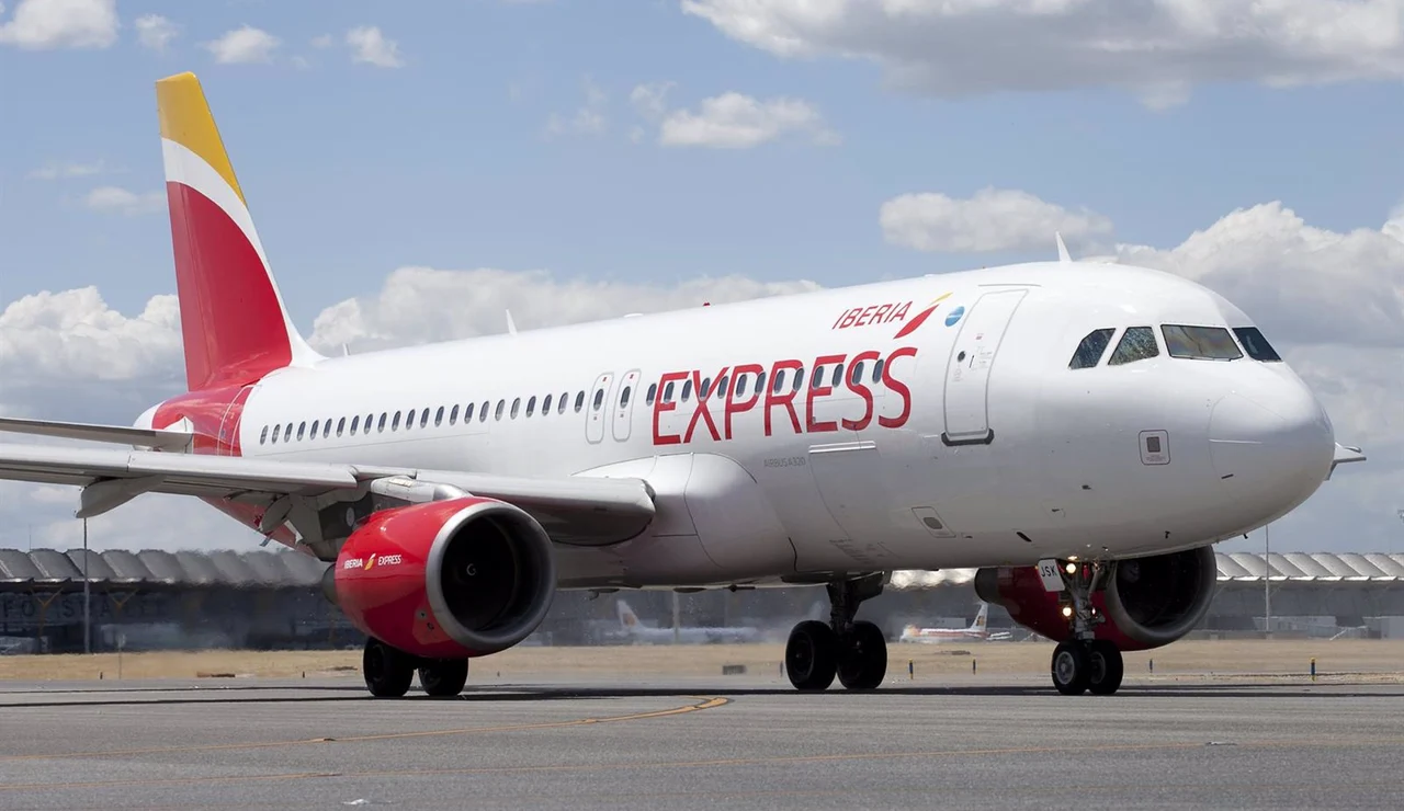 avión de Iberia Express