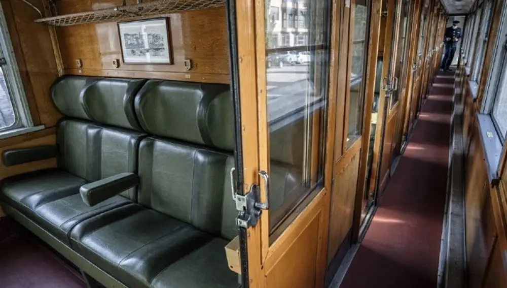 Tren de la Fresa de Madrid a Aranjuez Tren de la Fresa de Madrid a Aranjuez