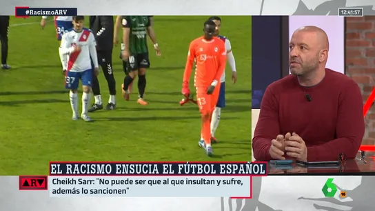 Rafa López, tras los insultos racistas a los jugadores: "El mundo del fútbol necesita un giro de 180 grados" Rafa López, tras los insultos racistas a los jugadores: "El mundo del fútbol necesita un giro de 180 grados"