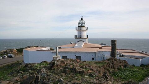 Faro del cabo de Creus en la provincia de Gerona (España)