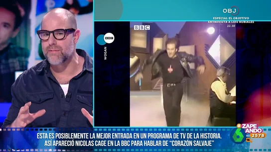 Alberto Rey analiza la "apoteósica" entrada de Nicolas Cage a un programa de la BBC: "Es un tipo súper excéntrico" Alberto Rey analiza la "apoteósica" entrada de Nicolas Cage a un programa de la BBC: "Es un tipo súper excéntrico"