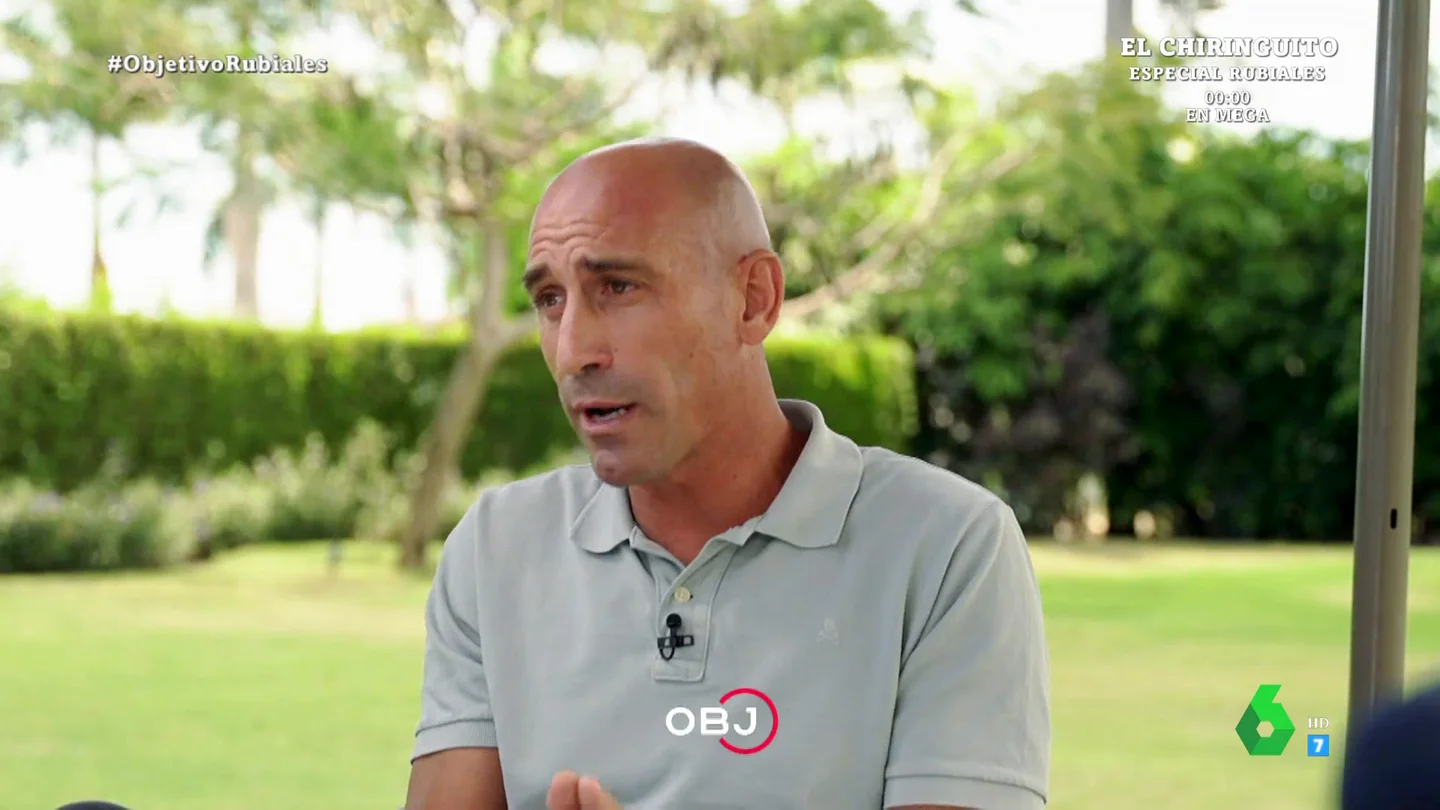Rubiales desmiente tener vínculos con la constructora Gruconsa: "Parece que no hay presunción de inocencia" Rubiales desmiente tener vínculos con la constructora Gruconsa: "Parece que no hay presunción de inocencia"