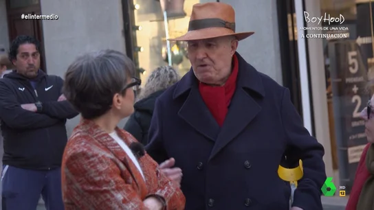 La sorprendente respuesta de un hombre sobre por qué cree que pagamos tantos impuestos: "Pedro Sánchez necesita ir en avión" La sorprendente respuesta de un hombre sobre por qué cree que pagamos tantos impuestos: "Pedro Sánchez necesita ir en avión"