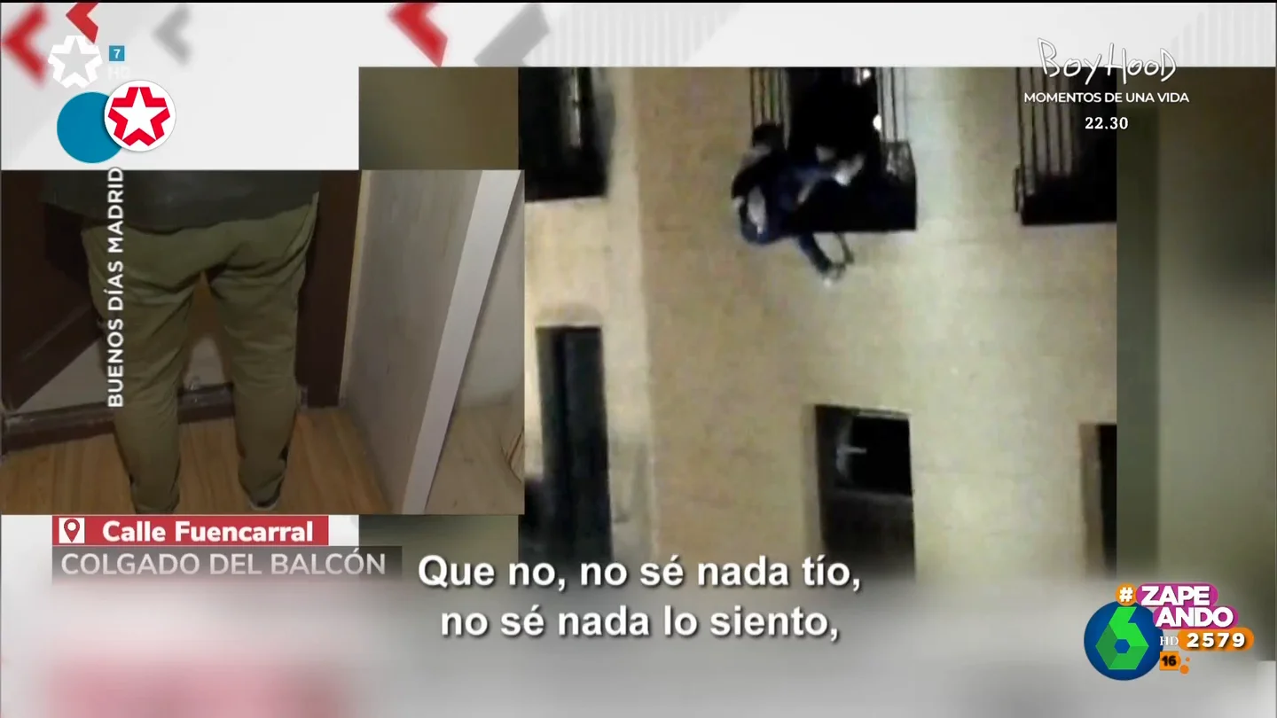 El surrealista encuentro de un reportero con una vecina del edificio donde un hombre se descolgó por el balcón El surrealista encuentro de un reportero con una vecina del edificio donde un hombre se descolgó por el balcón