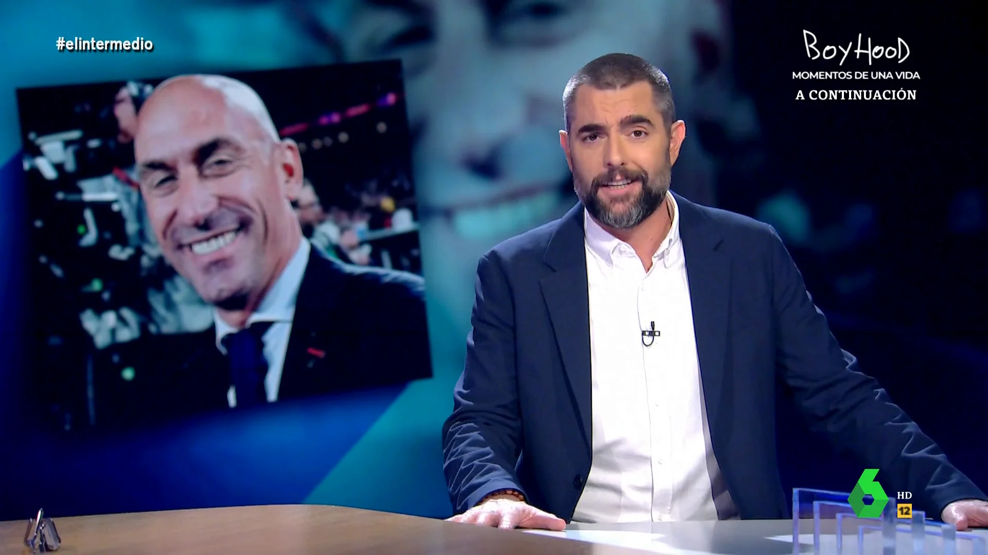 Dani Mateo compara a Luis Rubiales y su tío con María del Monte y Antonio Tejado: "Uno igual va a la cárcel y el otro no para de cantar" 