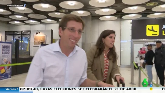 Los "resoplidos" de Almeida, a pocas horas de su boda con Teresa Urquijo: "No había estado tan nervioso en toda mi vida" Los "resoplidos" de Almeida, a pocas horas de su boda con Teresa Urquijo: "No había estado tan nervioso en toda mi vida"