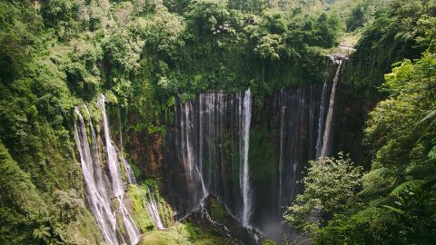 Cascada en la Isla de Java