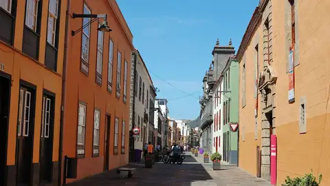 Calle San Agustín, San Cristóbal de la Laguna (Tenerife) Calle San Agustín, San Cristóbal de la Laguna (Tenerife)