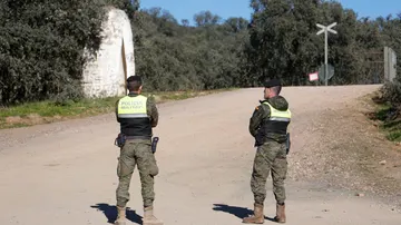 Imagen de archivo de dos militares en la base de la Brigada Guzmán el Bueno X de Cerro Muriano.