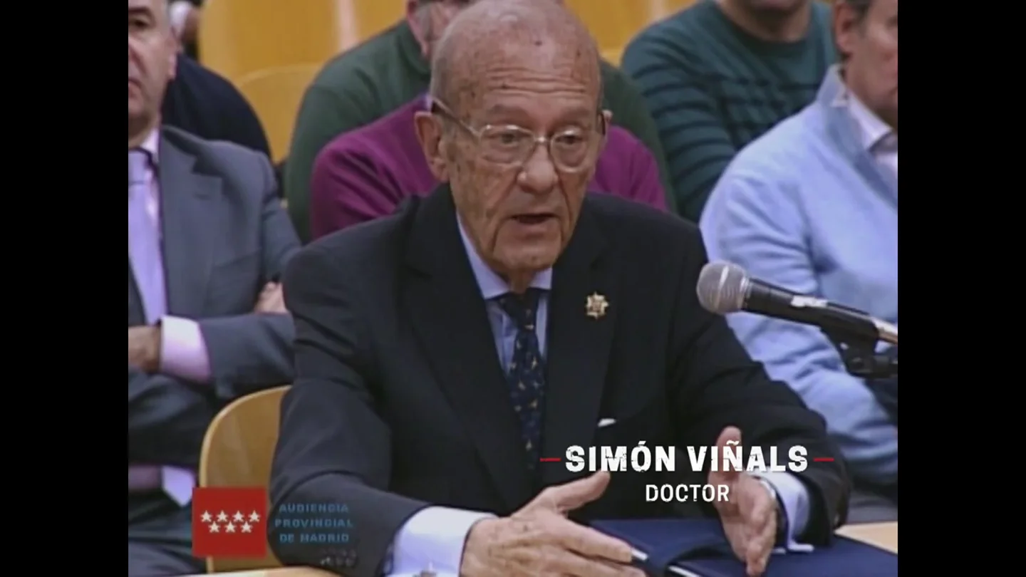 Quién es Simón Viñals, el doctor de la enfermería del Madrid Arena donde murieron Cristina, Katia y Rocío: un burócrata retirado de la medicina Quién es Simón Viñals, el doctor de la enfermería del Madrid Arena donde murieron Cristina, Katia y Rocío: un burócrata retirado de la medicina