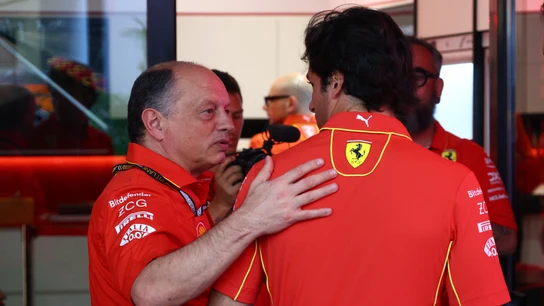Fred Vasseur y Carlos Sainz Fred Vasseur y Carlos Sainz