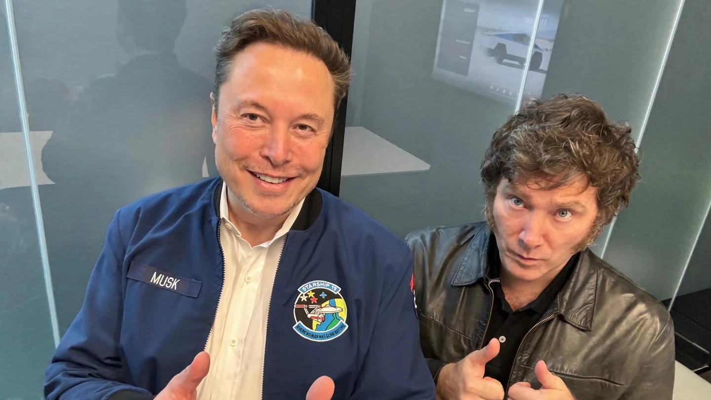 Milei y Musk intensifican su 'bromance' y exhiben su sintonía tras reunirse en Texas Milei y Musk intensifican su 'bromance' y exhiben su sintonía tras reunirse en Texas