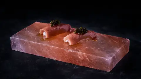 Nigiri toro caviar de Quintoelemento Nigiri toro caviar de Quintoelemento
