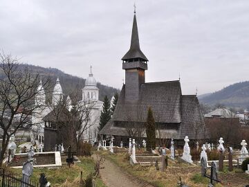 La iglesia de madera &quot;Cuvioasa Paraschiva&quot; de Botiza, condado de Maramureș