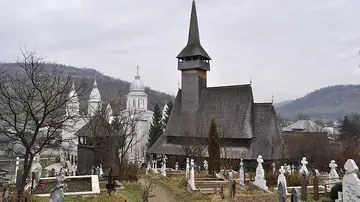 La iglesia de madera "Cuvioasa Paraschiva" de Botiza, condado de Maramureș