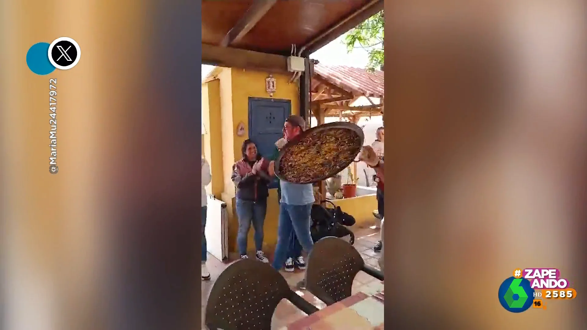 Se graban enseñando una paella y el 'posado' termina en tragedia