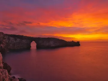 Atardecer en Pont d'en Gil, en Menorca Atardecer en Pont d'en Gil, en Menorca