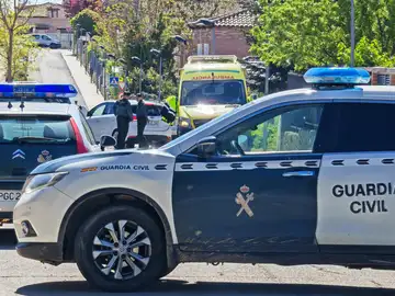 La Guardia Civil en el lugar del suceso en Chiloeches